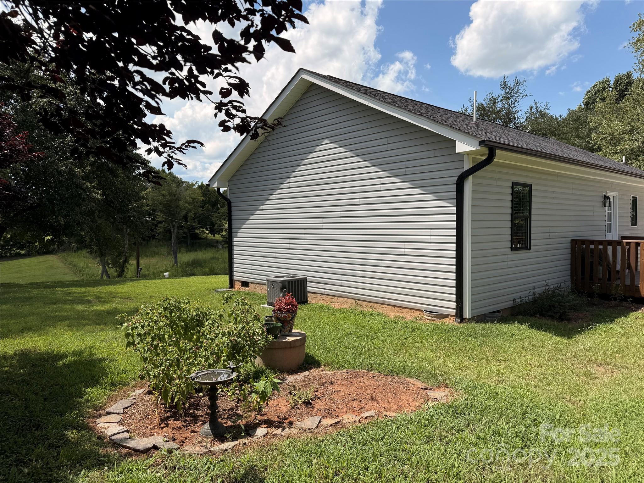 406 Greenlea Circle