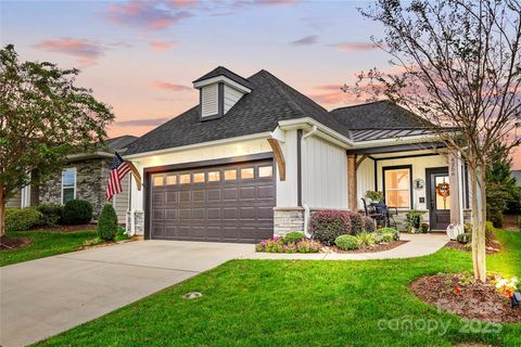 Photo of 6256 Raven Rock Drive, Denver, NC 28037 (MLS # 4310138)