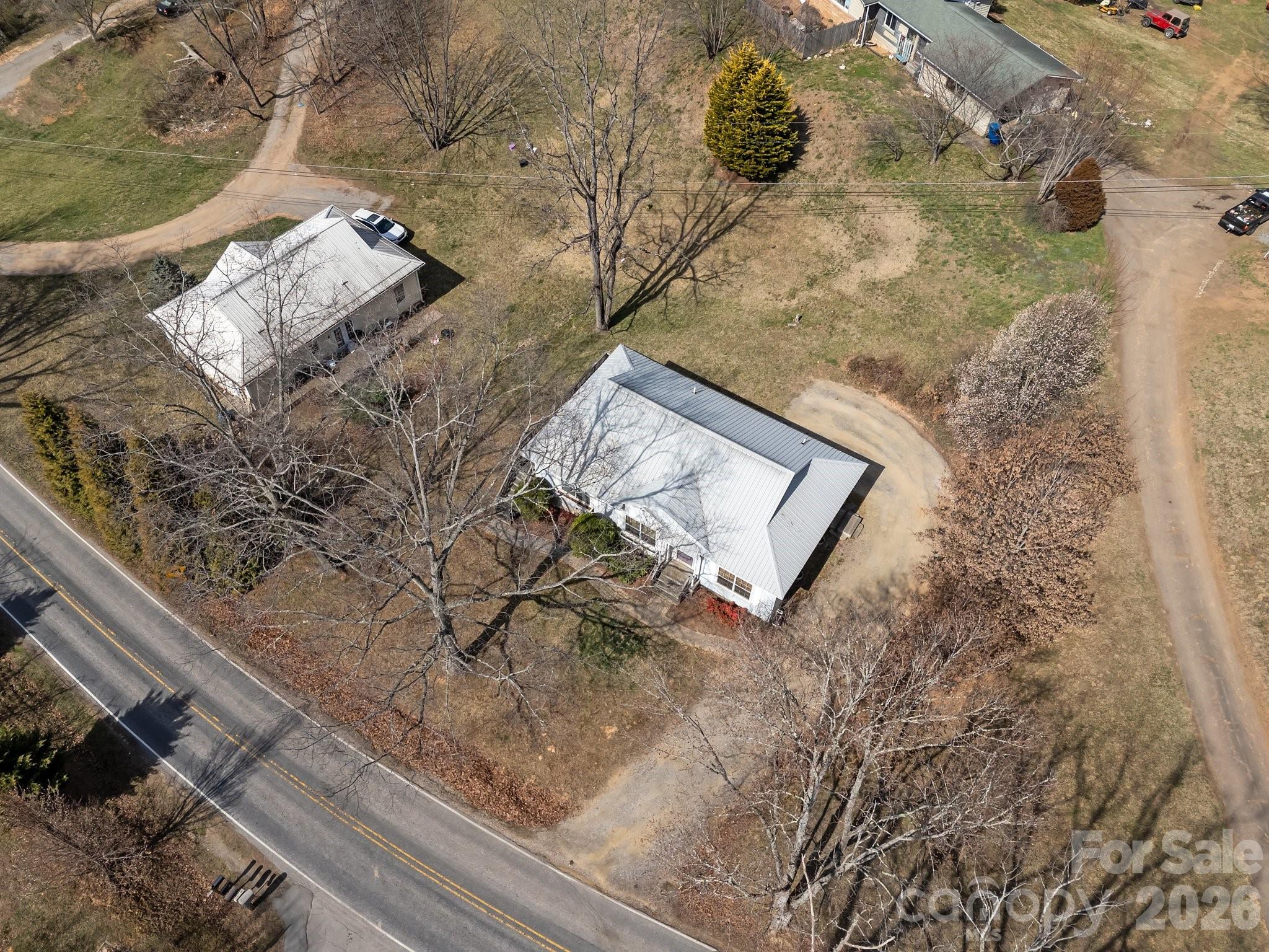 233 Thompson Cove None