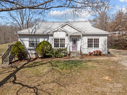 233 Thompson Cove None Clyde NC 28721