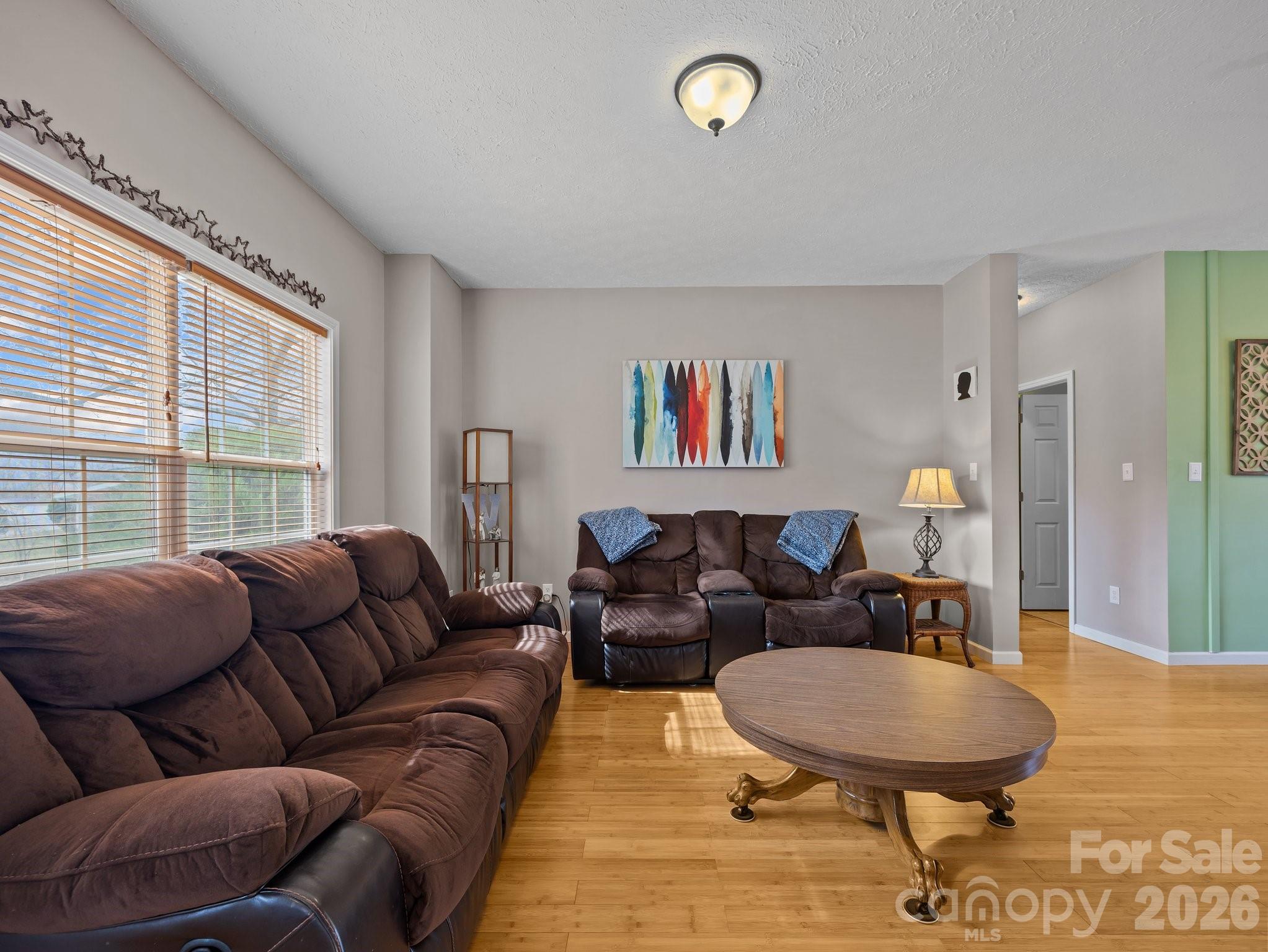 233 Thompson Cove None