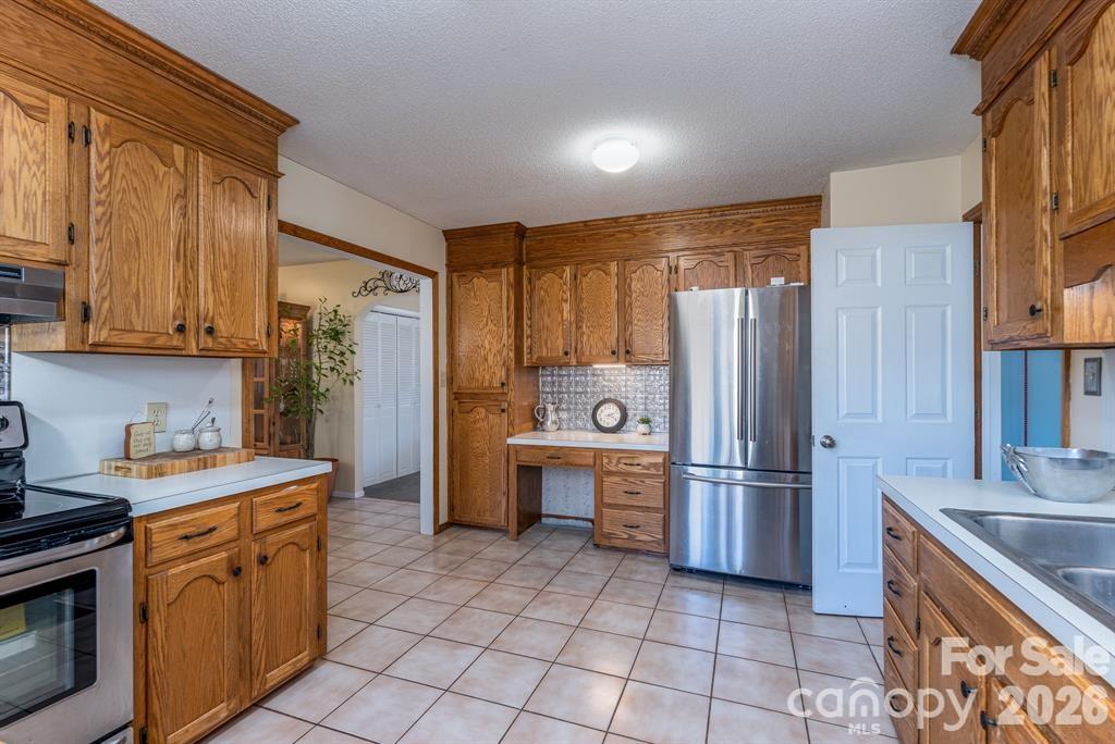 Lost Colony - Residential