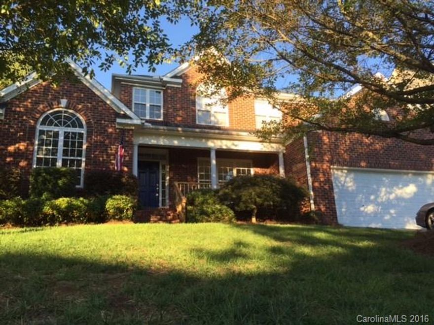 Great location in Jetton Cove!  Interior Office with French doors, Formal Dining Room, Large / Open Great Room with peninsula fireplace, Farmhouse Kitchen with breakfast nook, granite countertops and stainless appliances. Master on main, 3 large bedrooms upstairs plus bonus/loft. Huge custom deck with views of beautiful private, fenced backyard. Irrigation system, new interior paint and flooring. New roof in 2013.