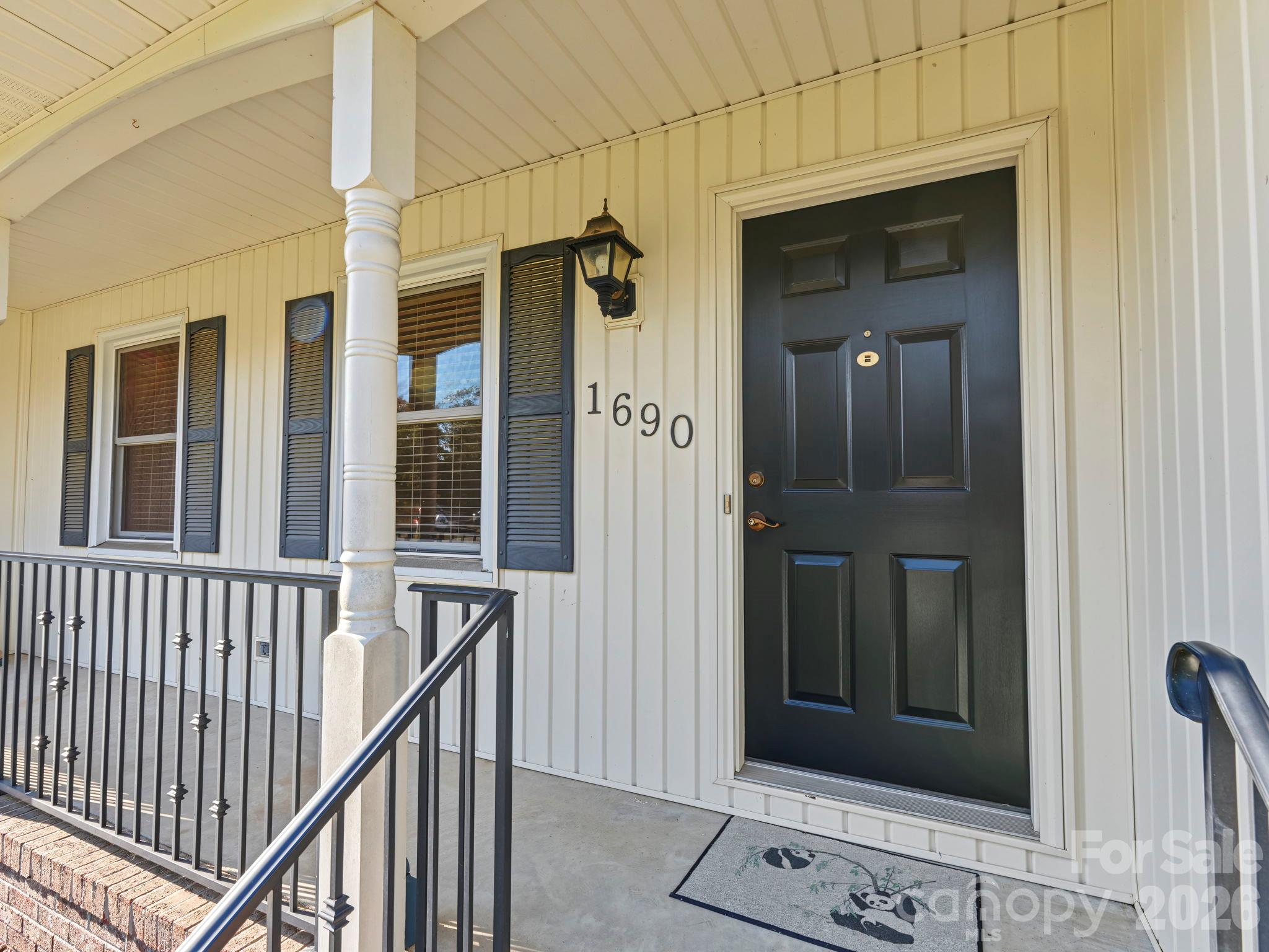 1690 NW Old Harmony Drive 3