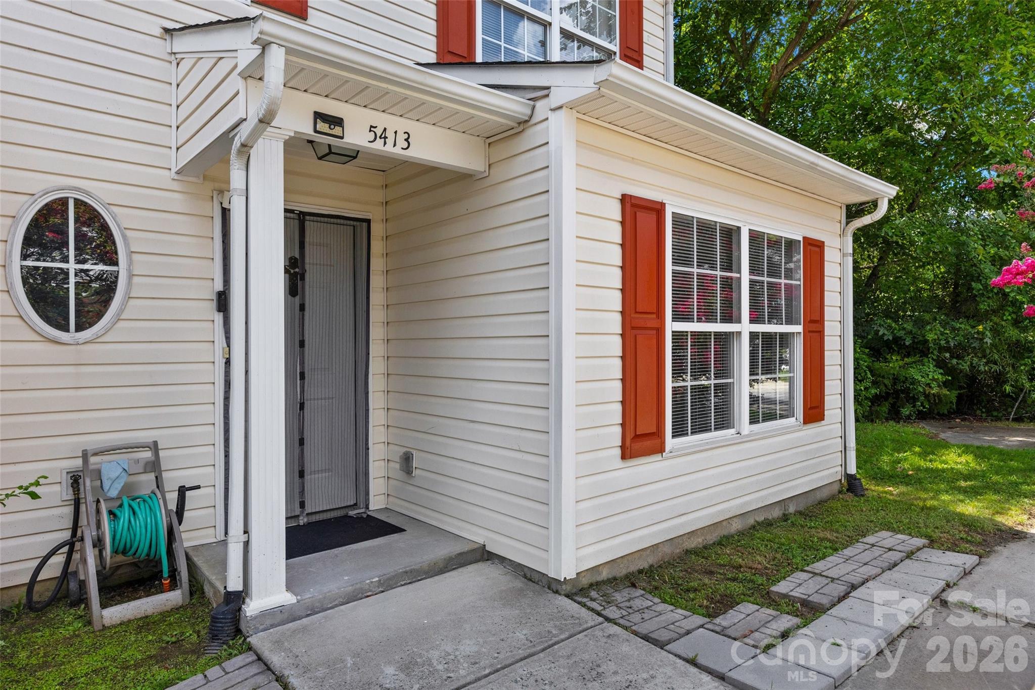 5413 Esther Lane