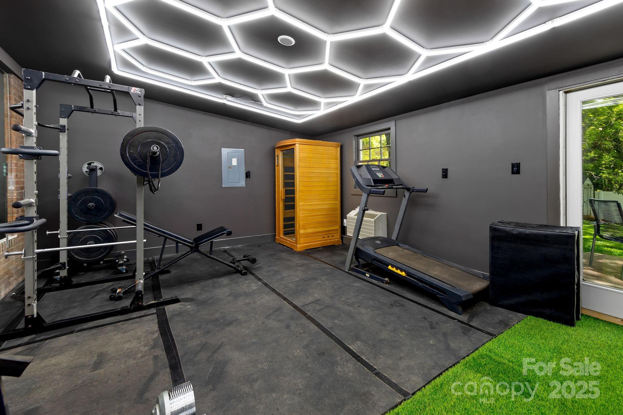 Governors Square - Residential