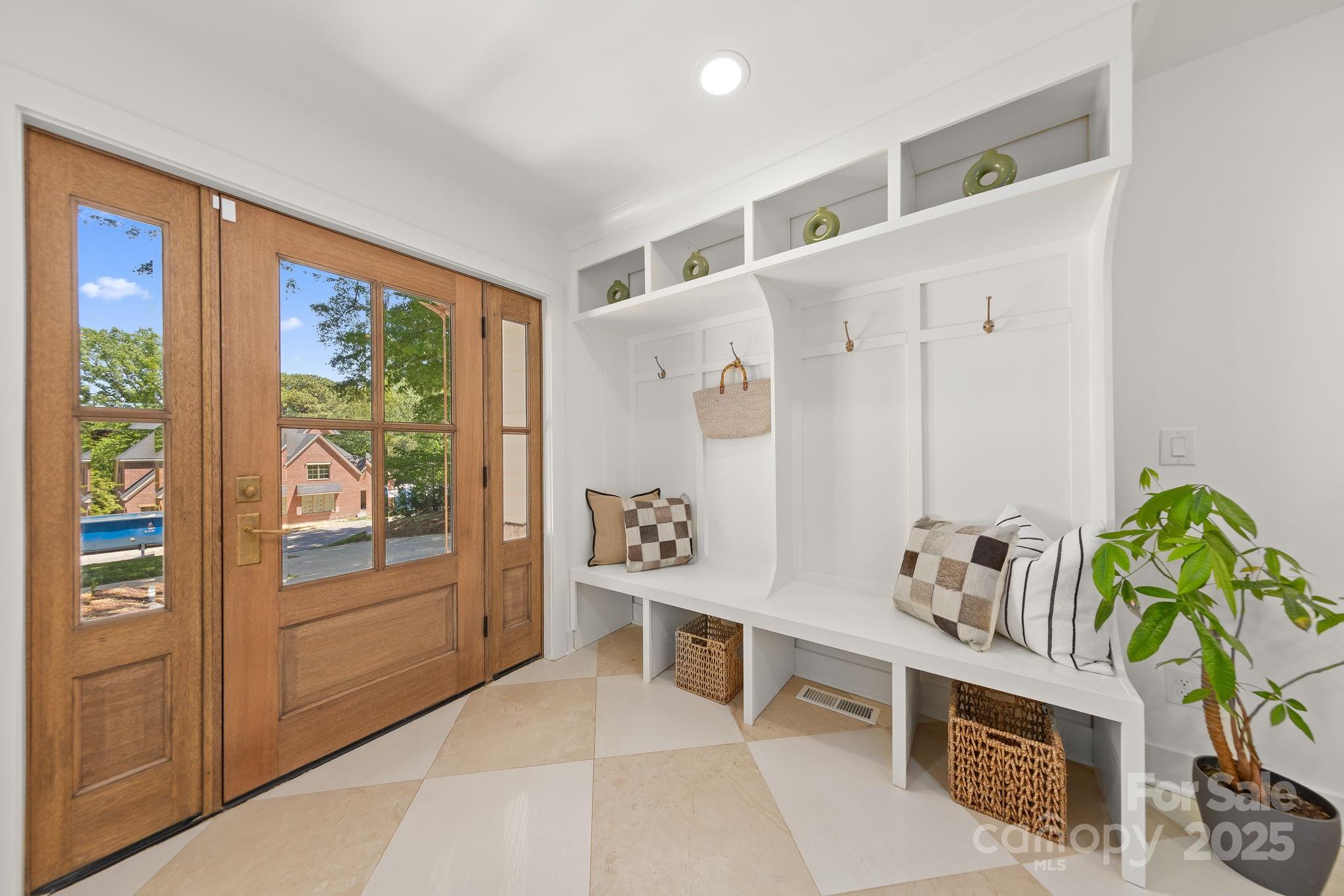 Governors Square - Residential