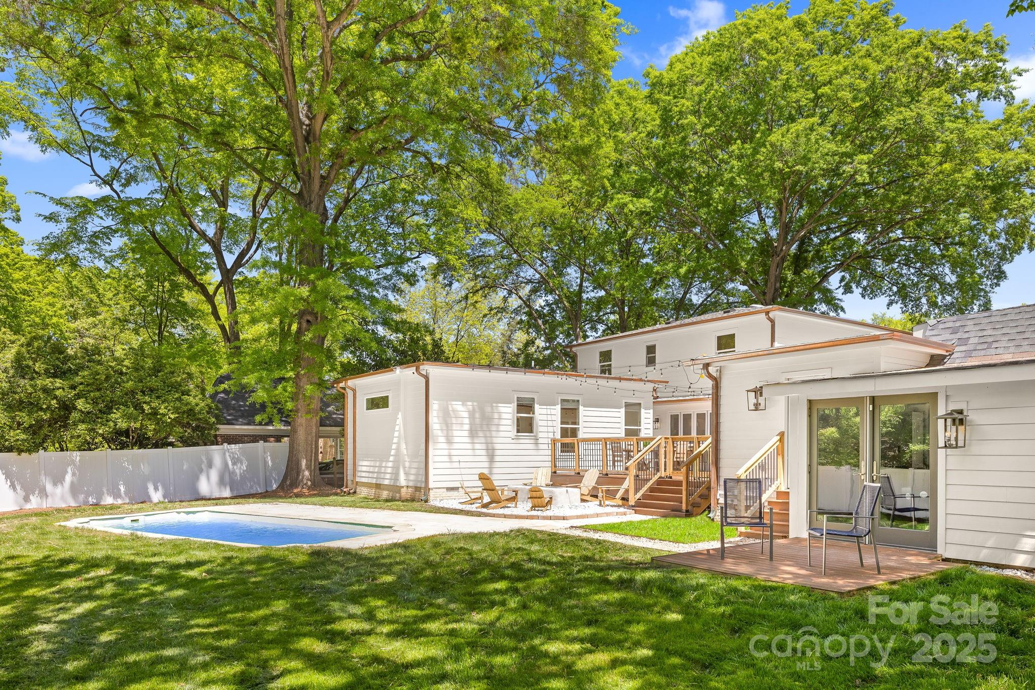 Governors Square - Residential