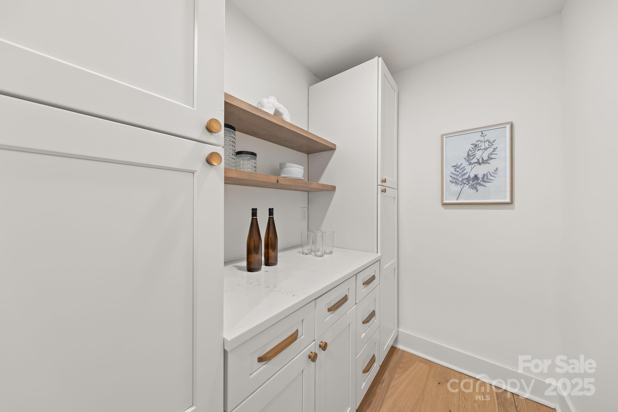 Governors Square - Residential