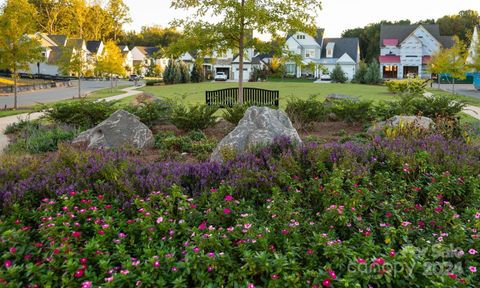 A home in Huntersville