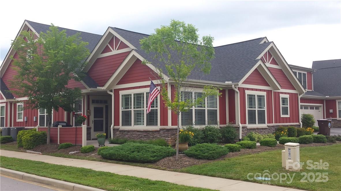 Vistas of Westfield - Residential