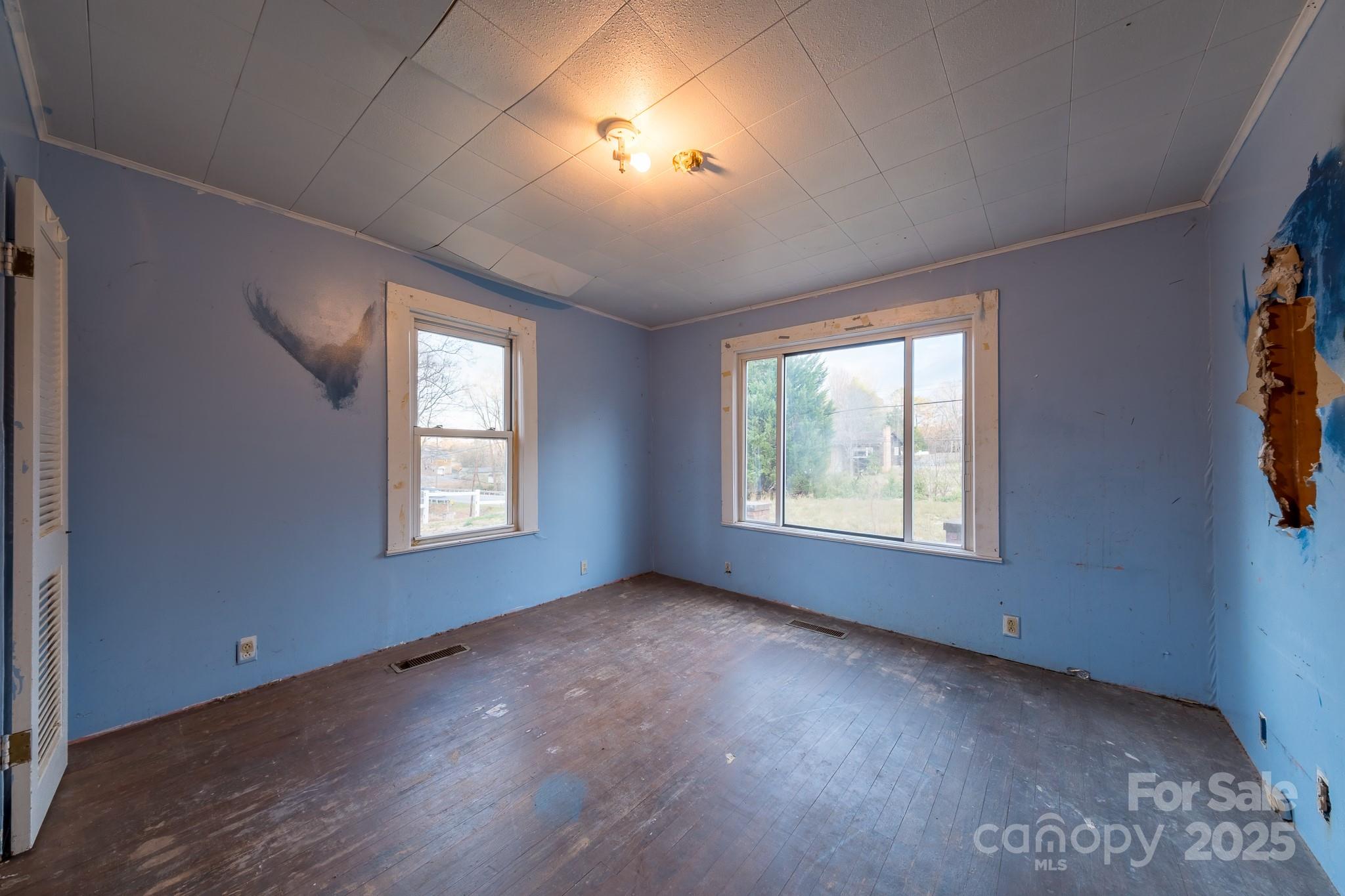 3028 Morganton Boulevard