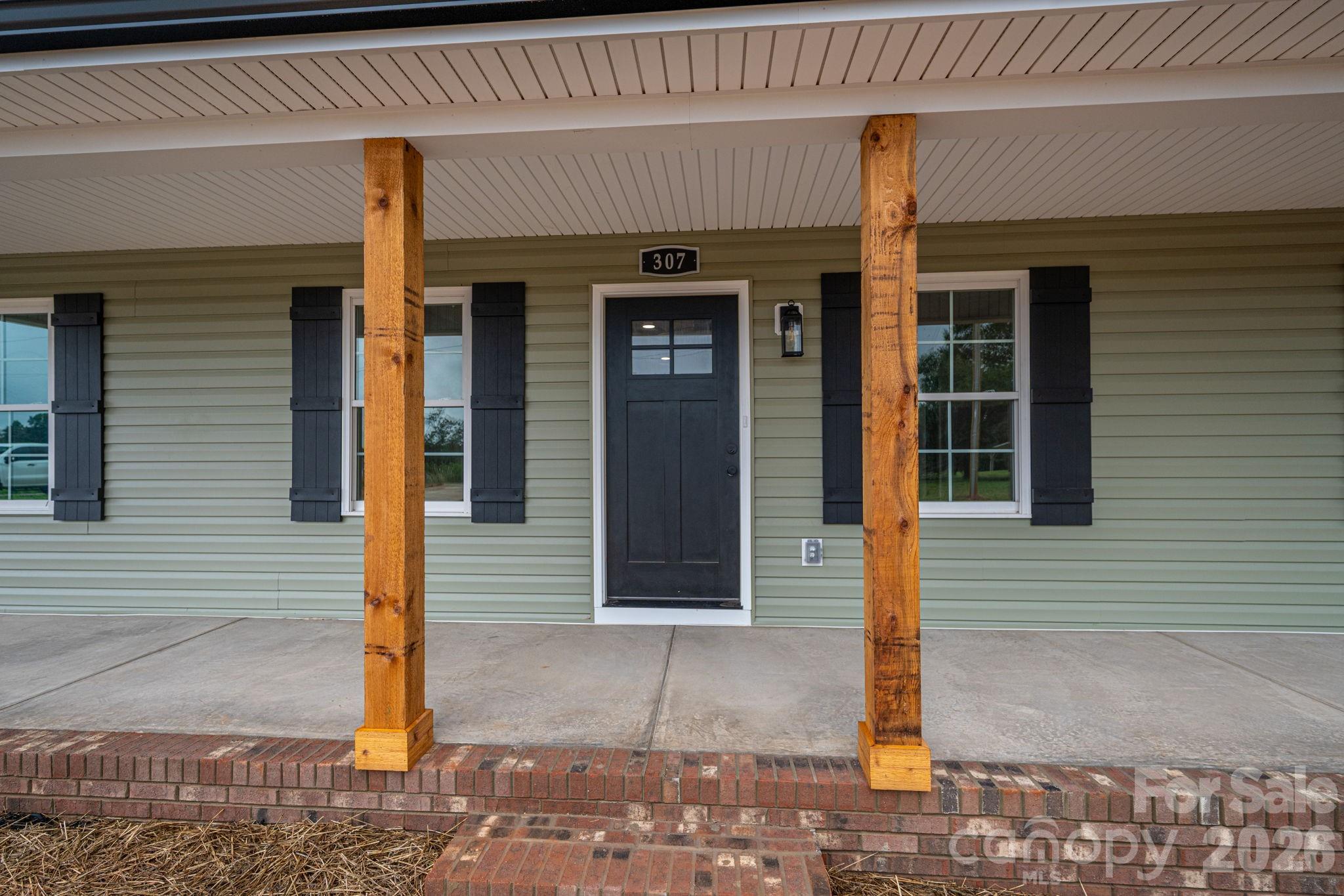 307 Northbrook III School Road