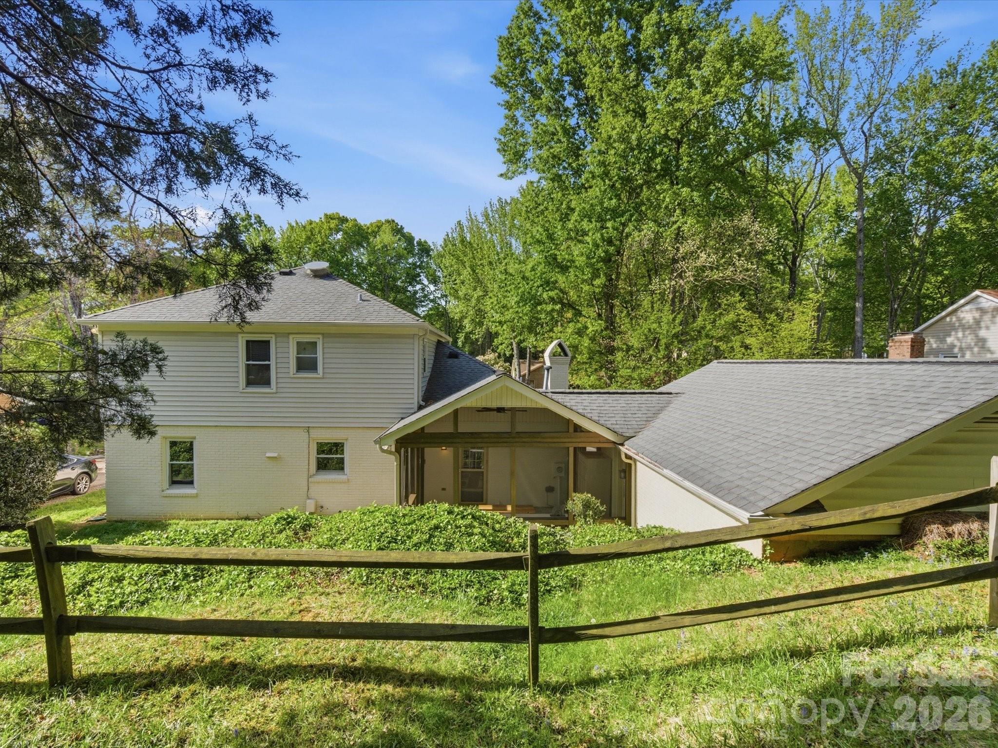 Sardis Forest - Residential