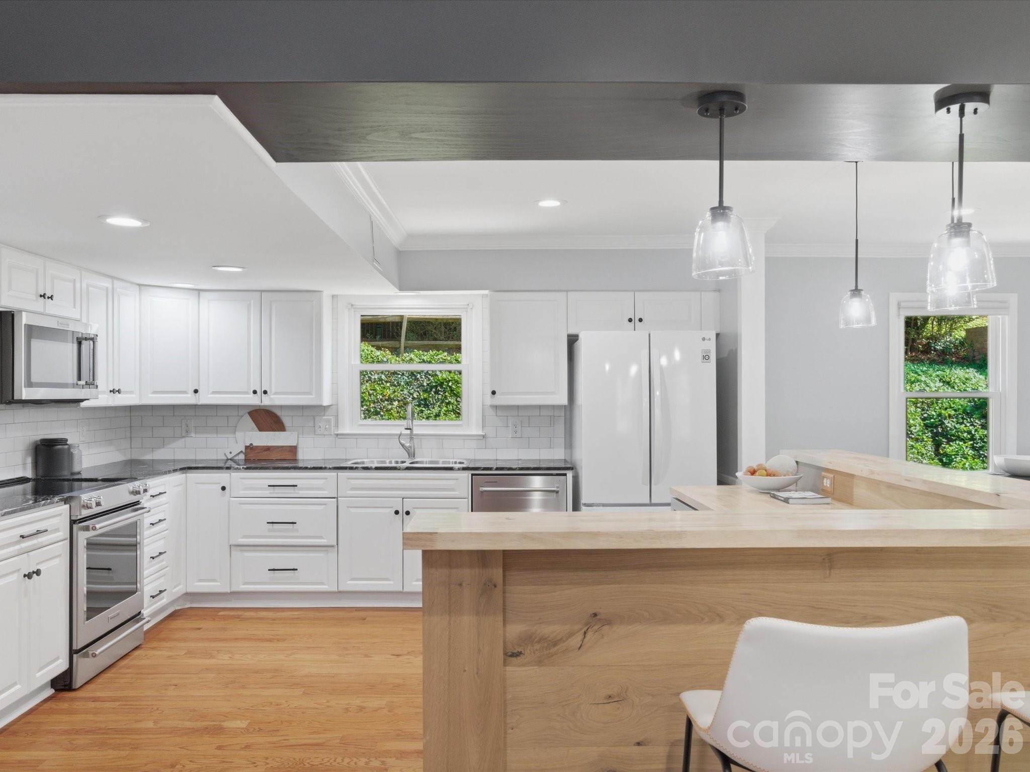 Sardis Forest - Residential