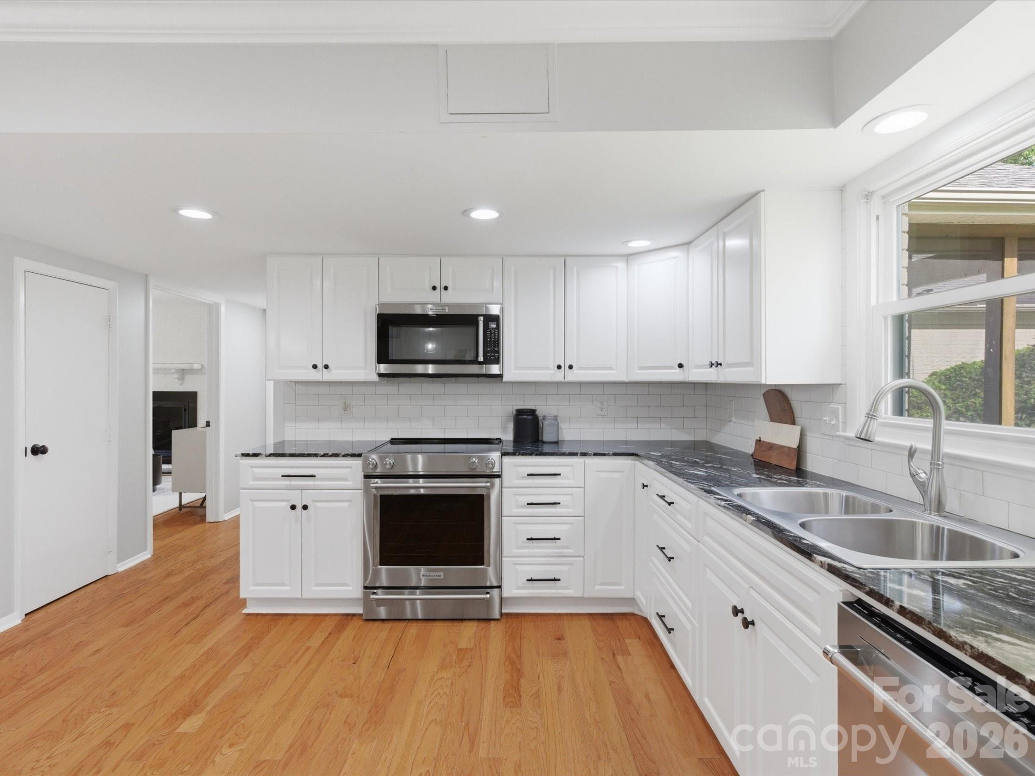 Sardis Forest - Residential