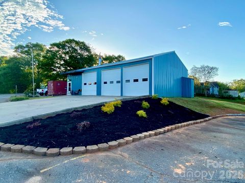 112 Hollifield Road Caroleen NC 28019