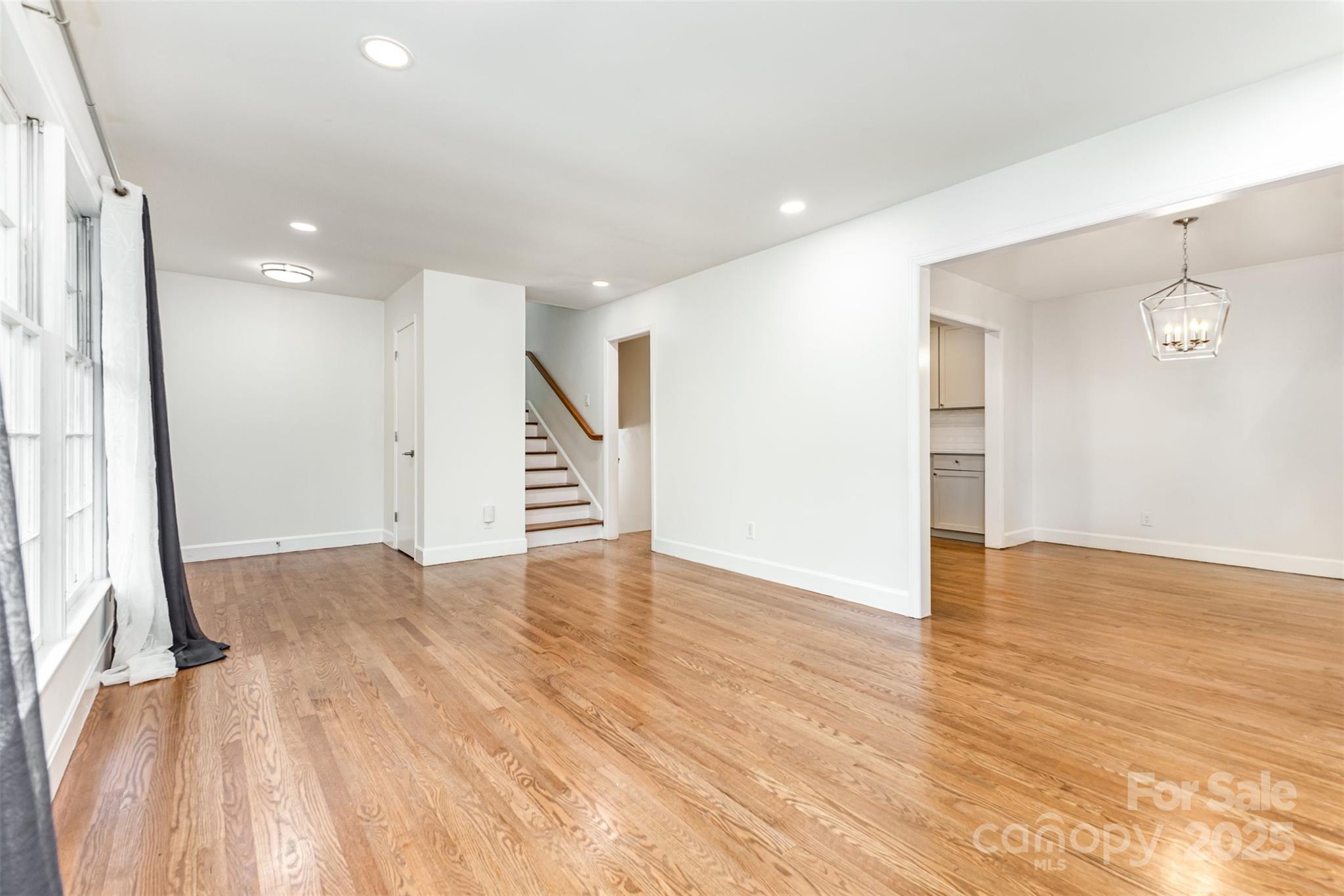 6422 Idlebrook Drive