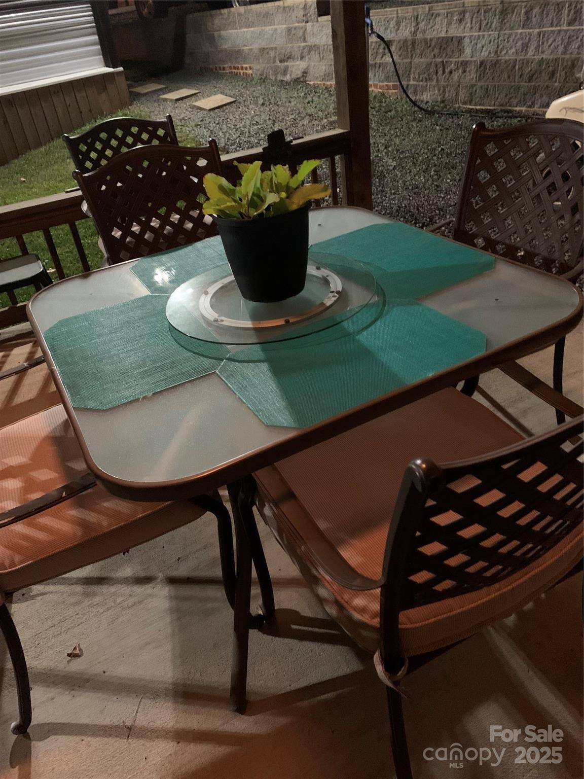 Twin Harbor - Residential