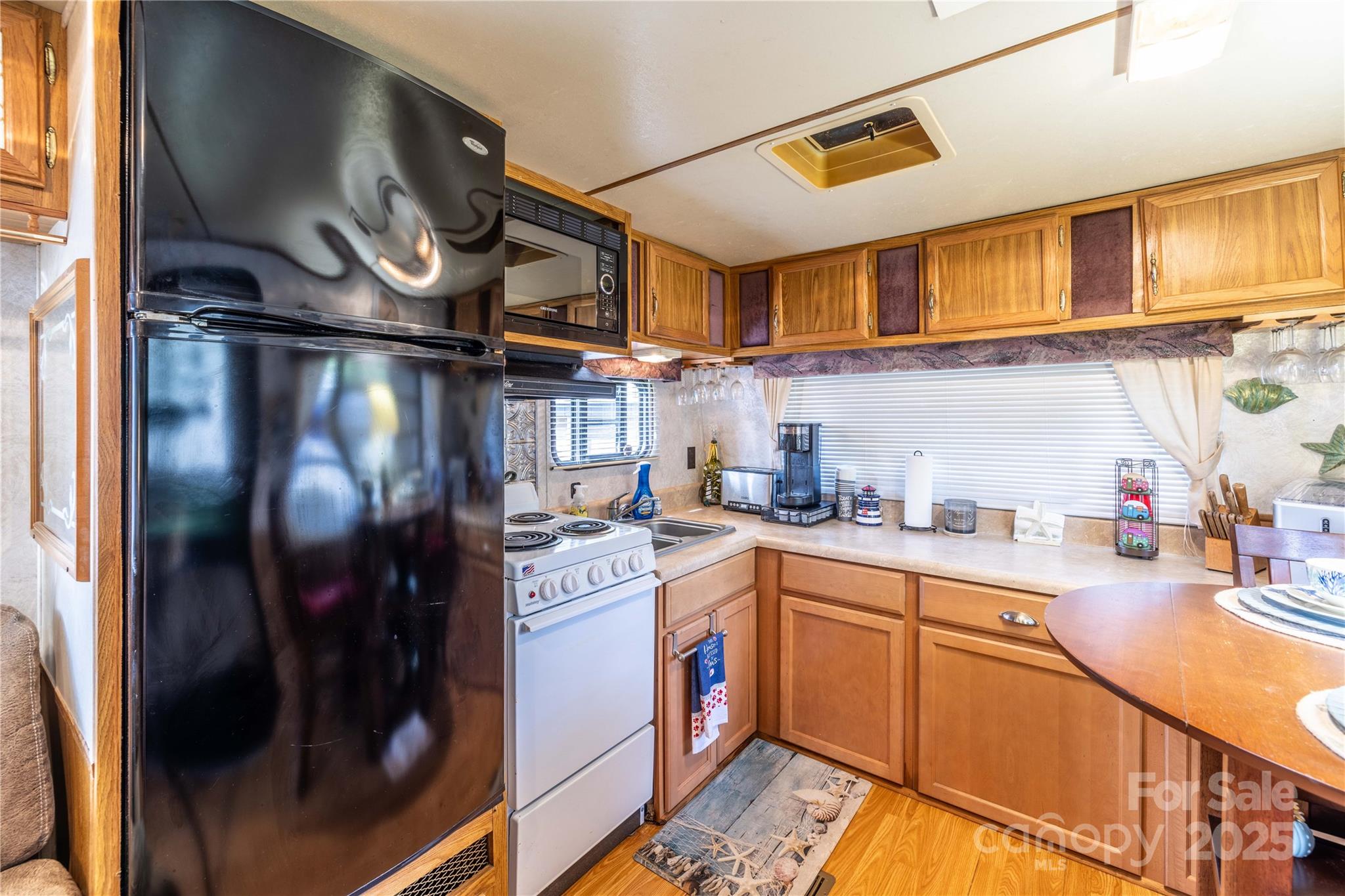 Twin Harbor - Residential