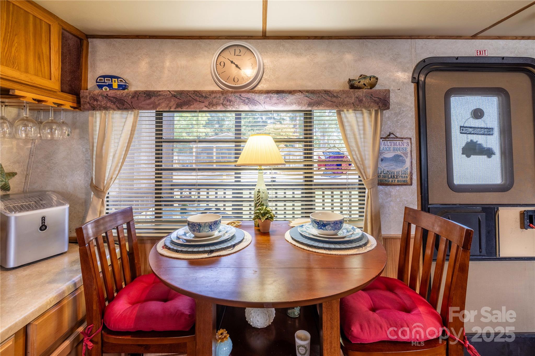 Twin Harbor - Residential