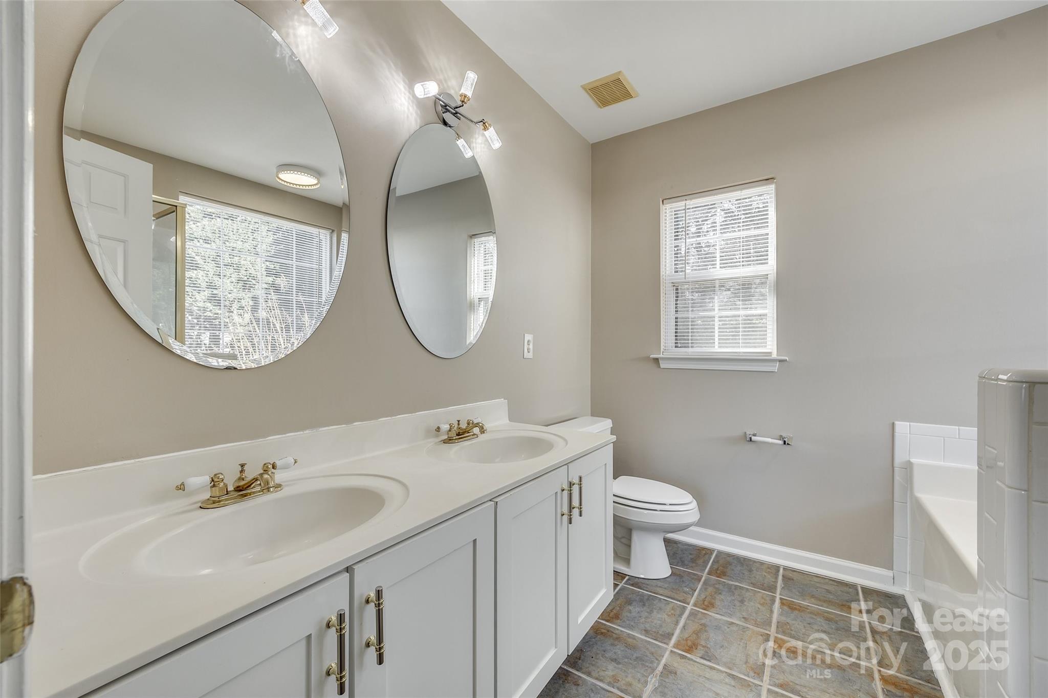 Windward Cove - Residential Lease