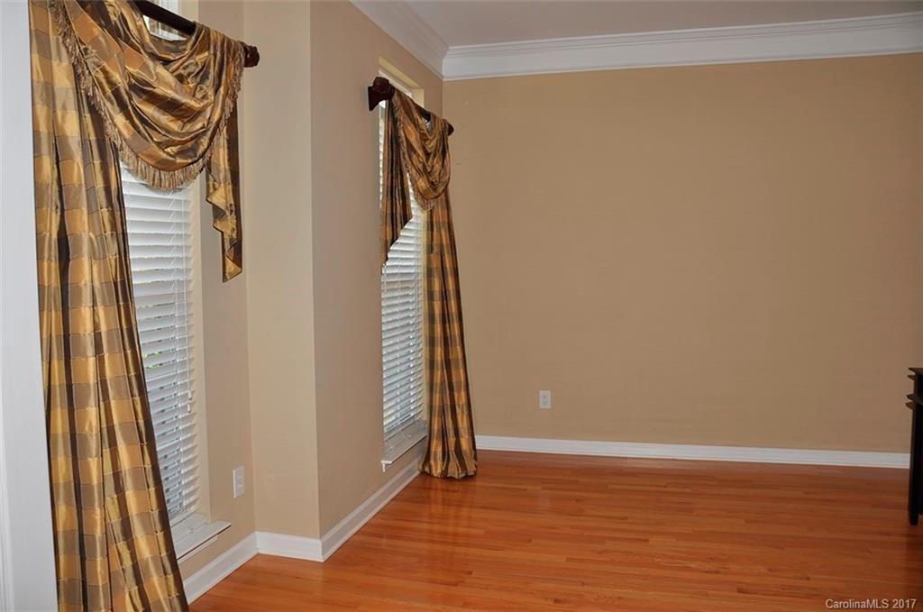 Lynnwood Farms - Residential