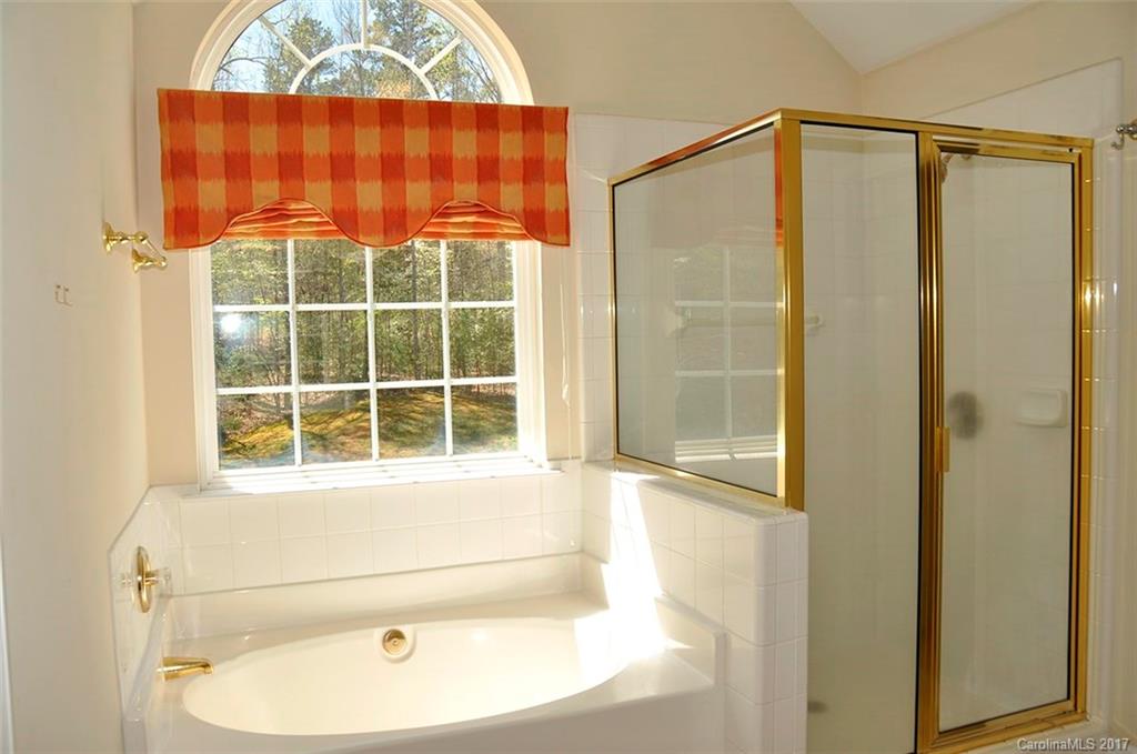 Lynnwood Farms - Residential