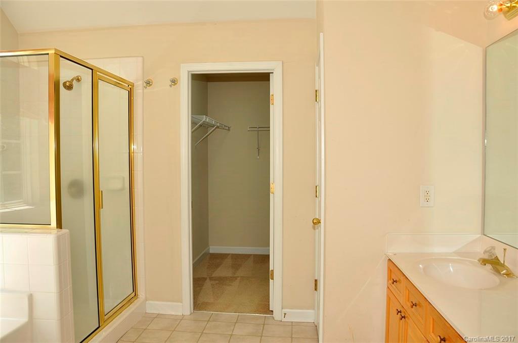 Lynnwood Farms - Residential