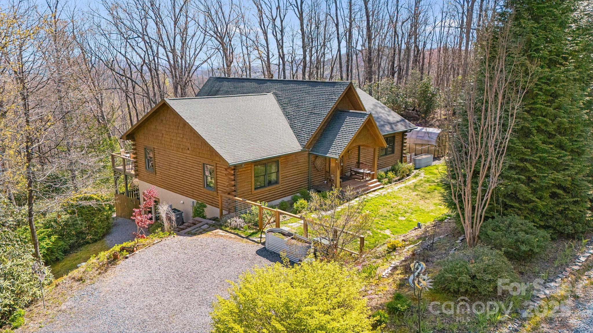 650 Faircrest Lane