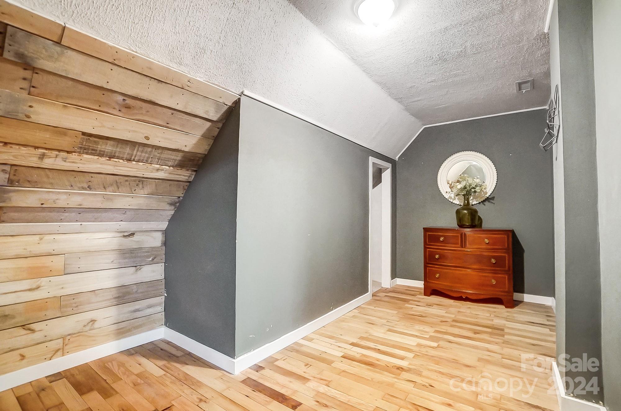 Fox Hunt Estates - Residential