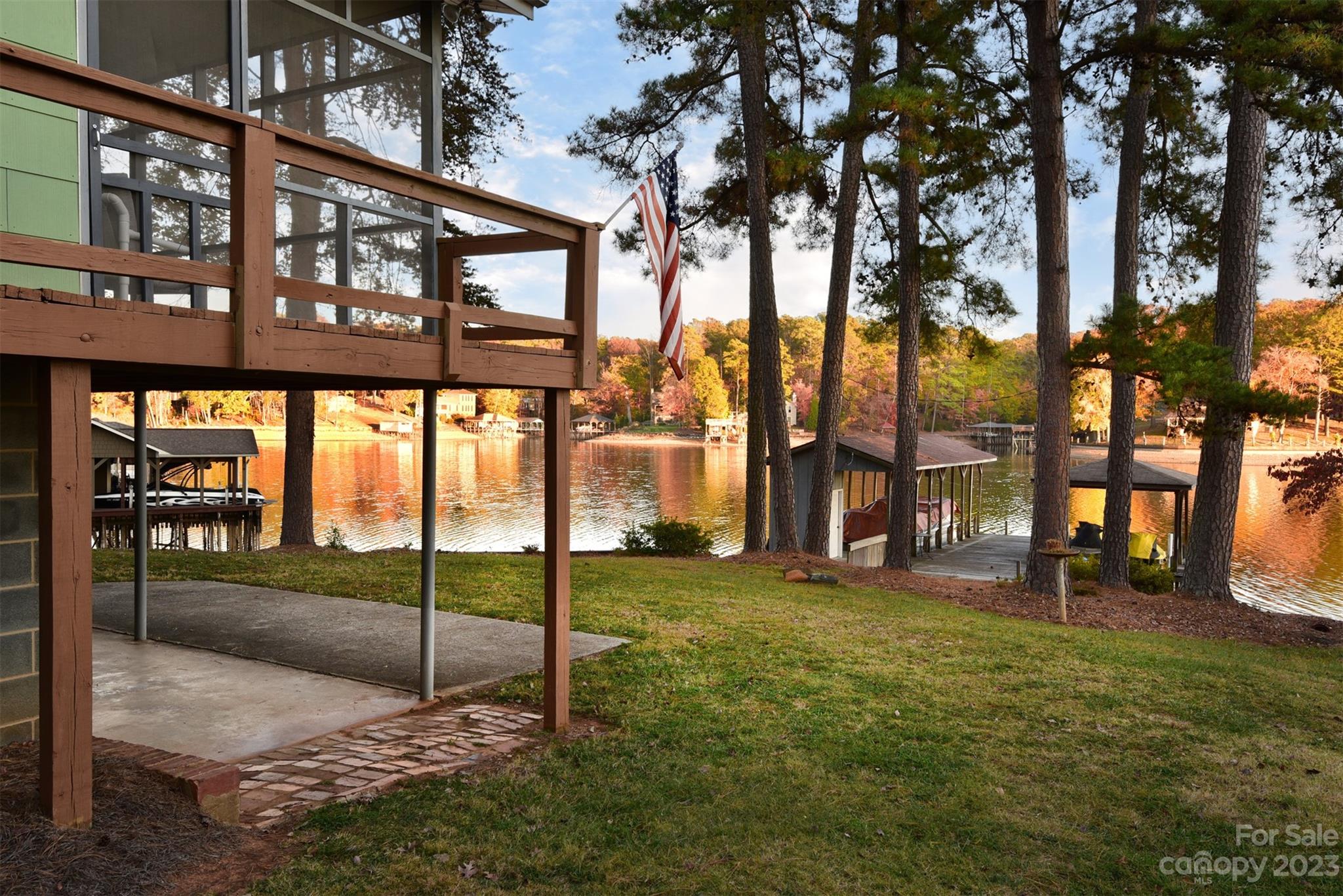 Fairway Shores - Residential