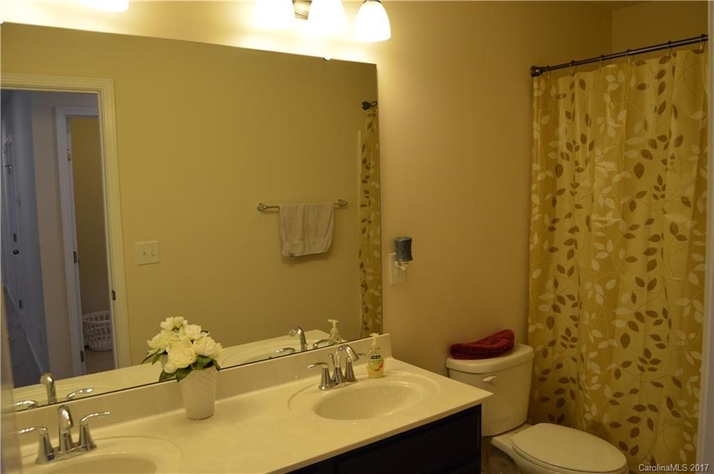 Fullerton Place - Residential Lease