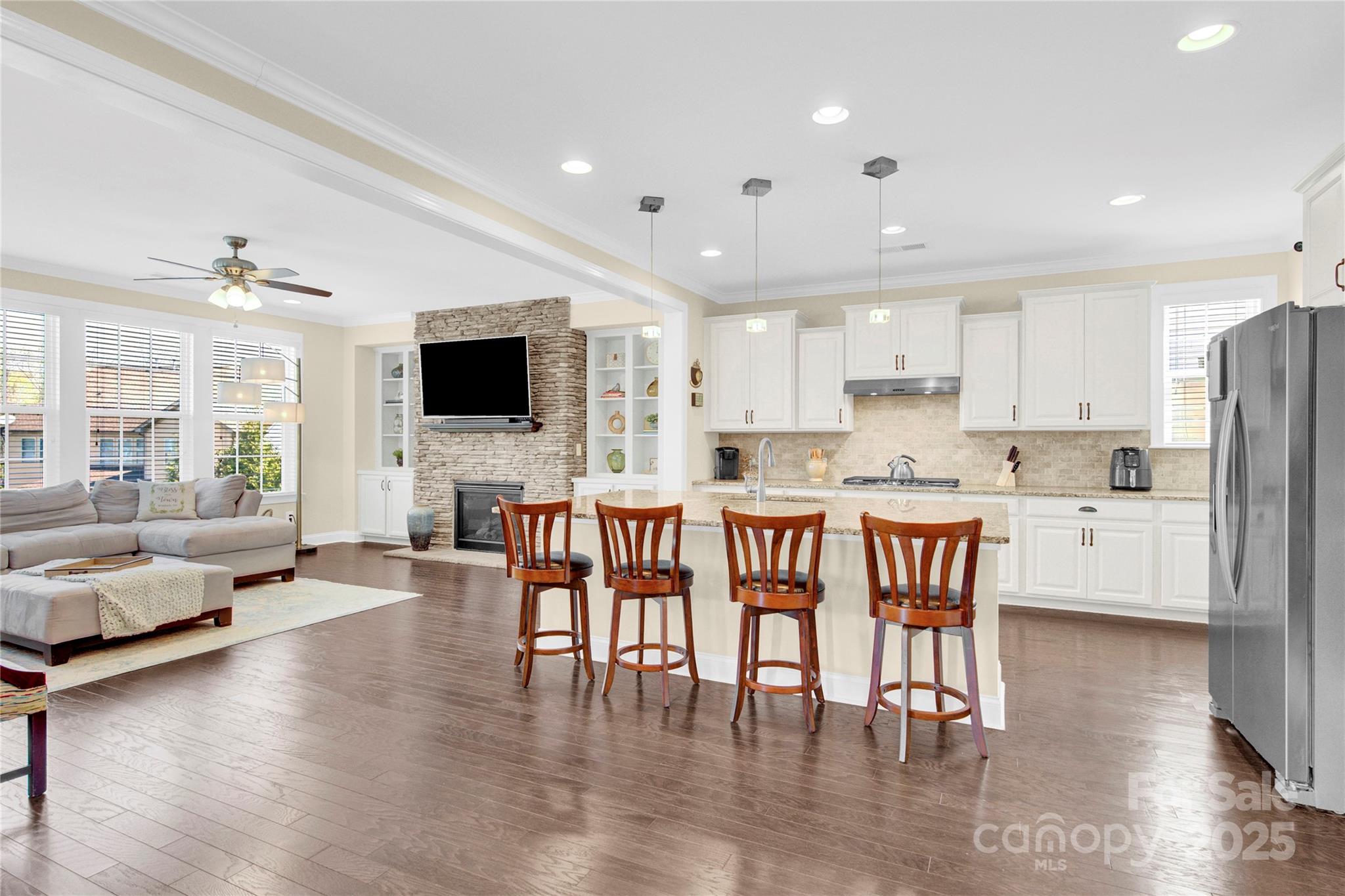 345 Somerled Way