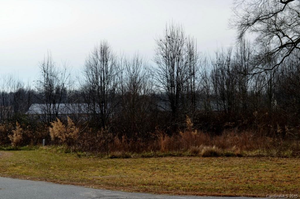 Green Meadows - Land