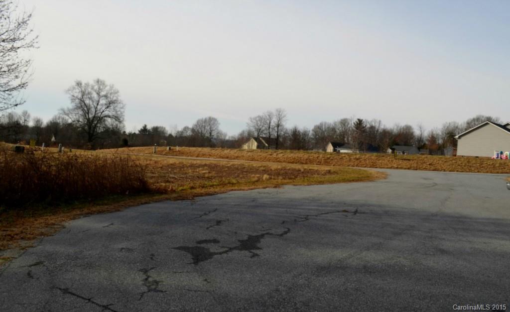 Green Meadows - Land