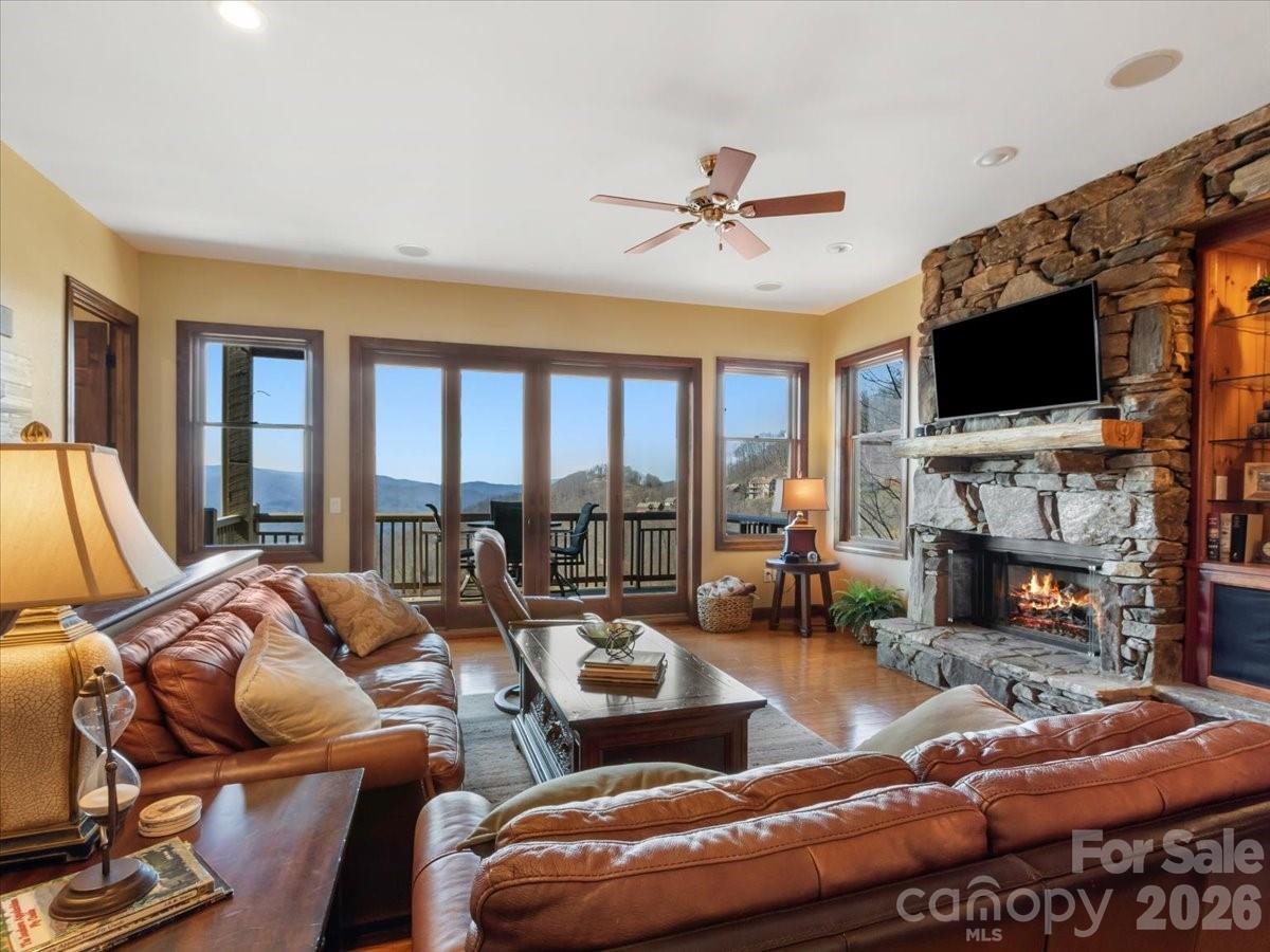 600 Andrew Banks Road D4