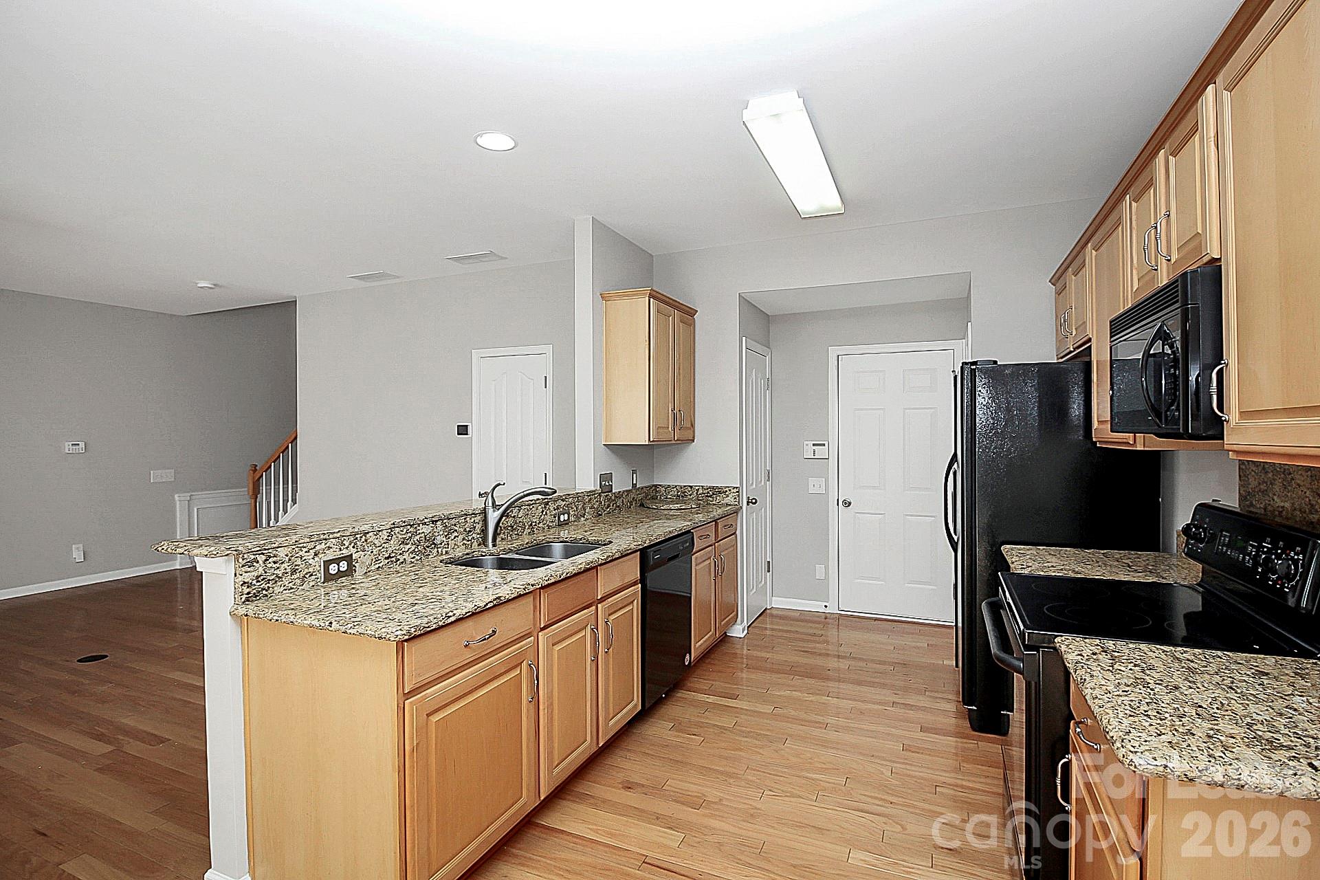 Blakeney Preserve - Residential Lease