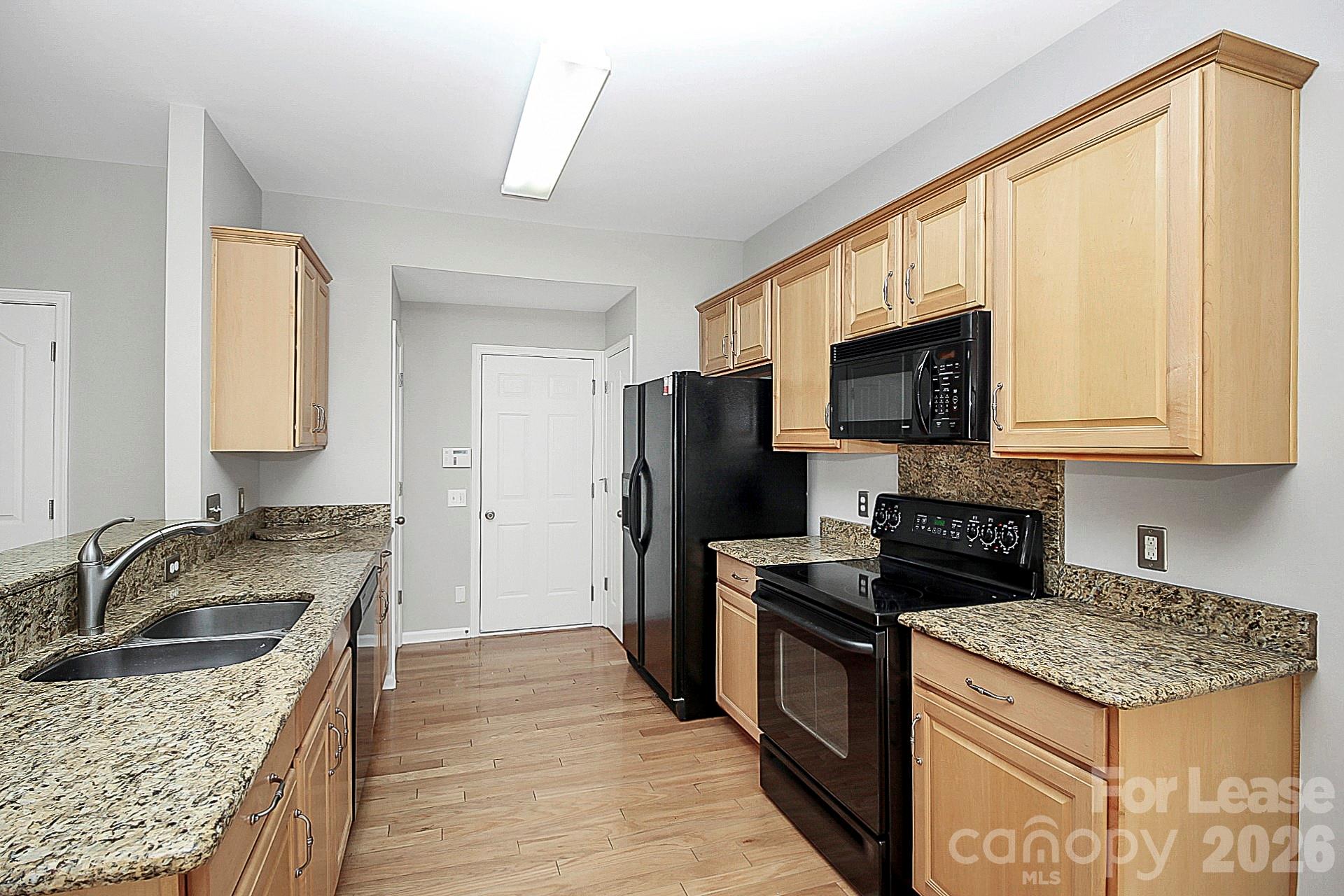 Blakeney Preserve - Residential Lease