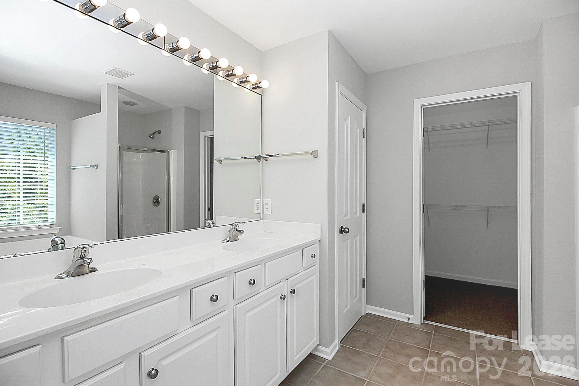 Blakeney Preserve - Residential Lease