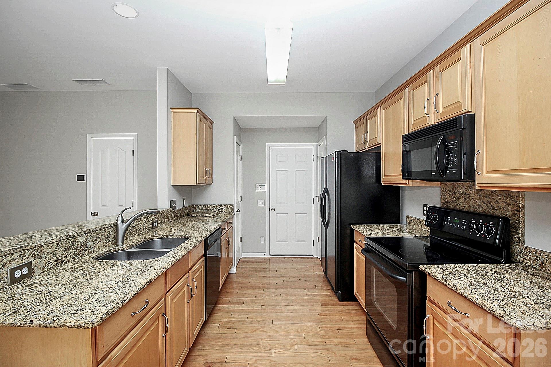 Blakeney Preserve - Residential Lease