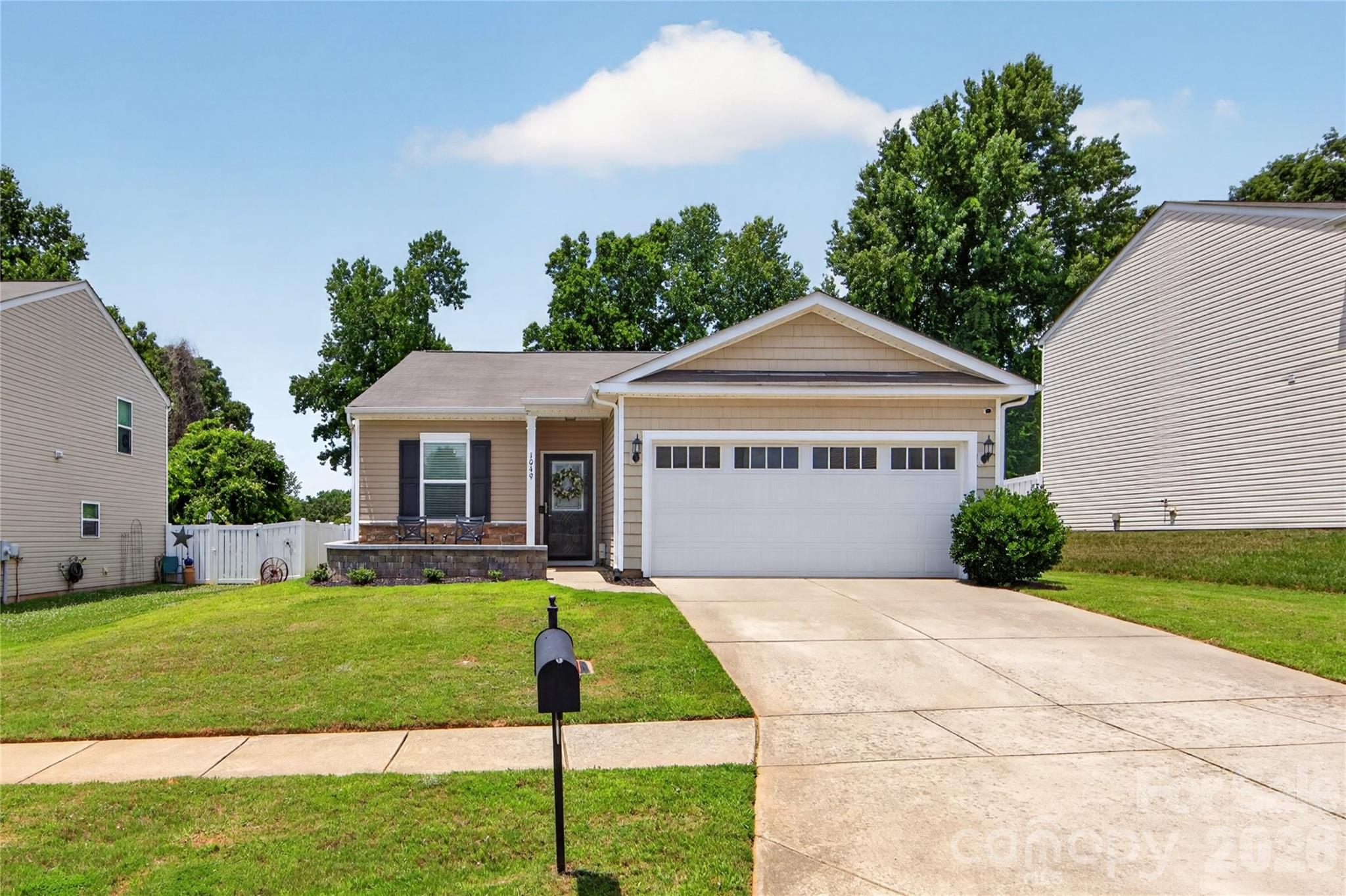 1049 Sweetgum Street