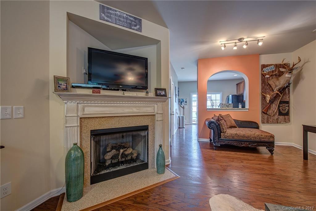 Waters Edge - Residential