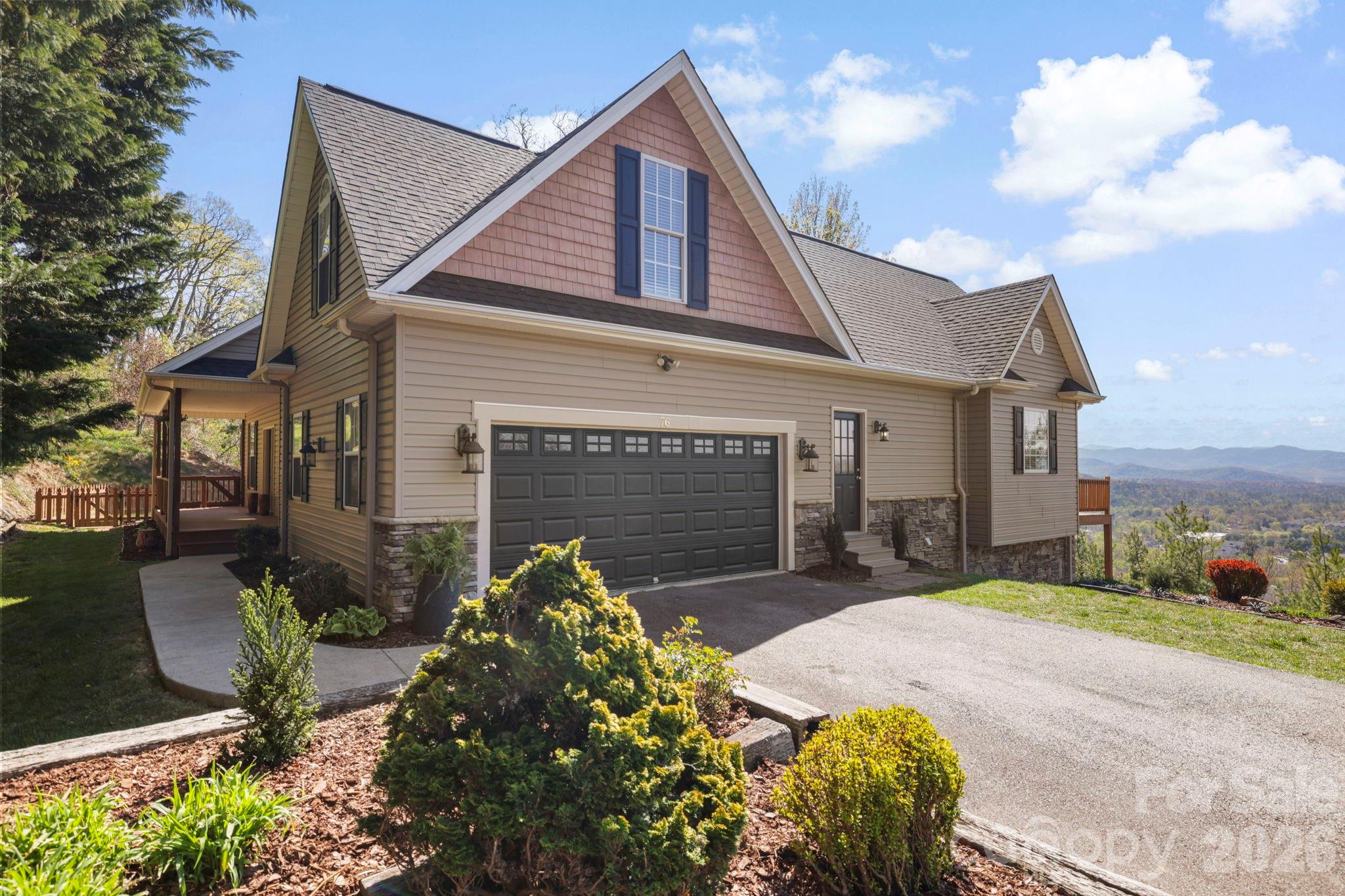 76 Distant View Drive