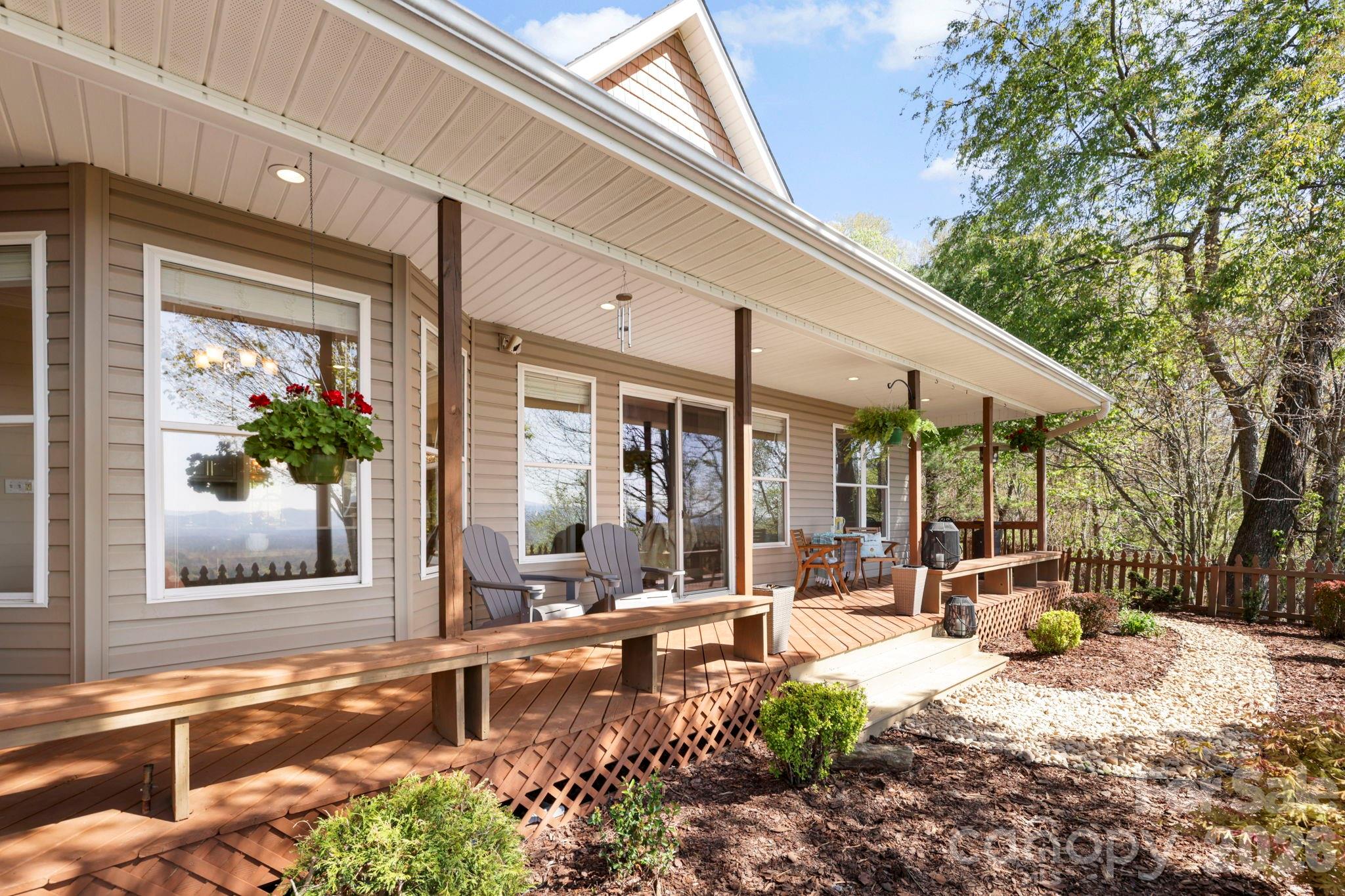 76 Distant View Drive