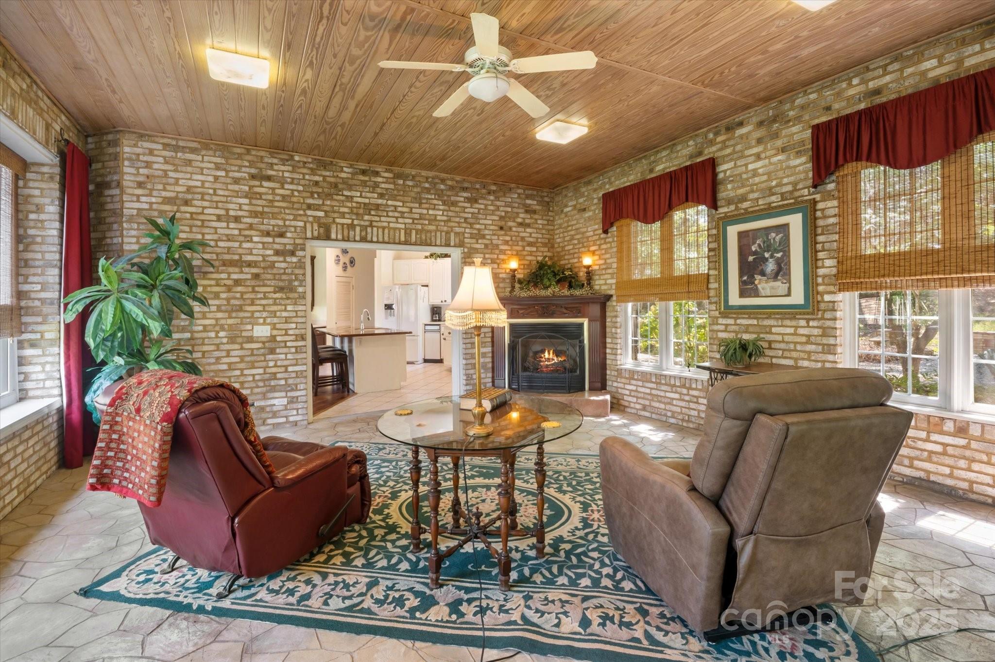 Red Fox - Residential