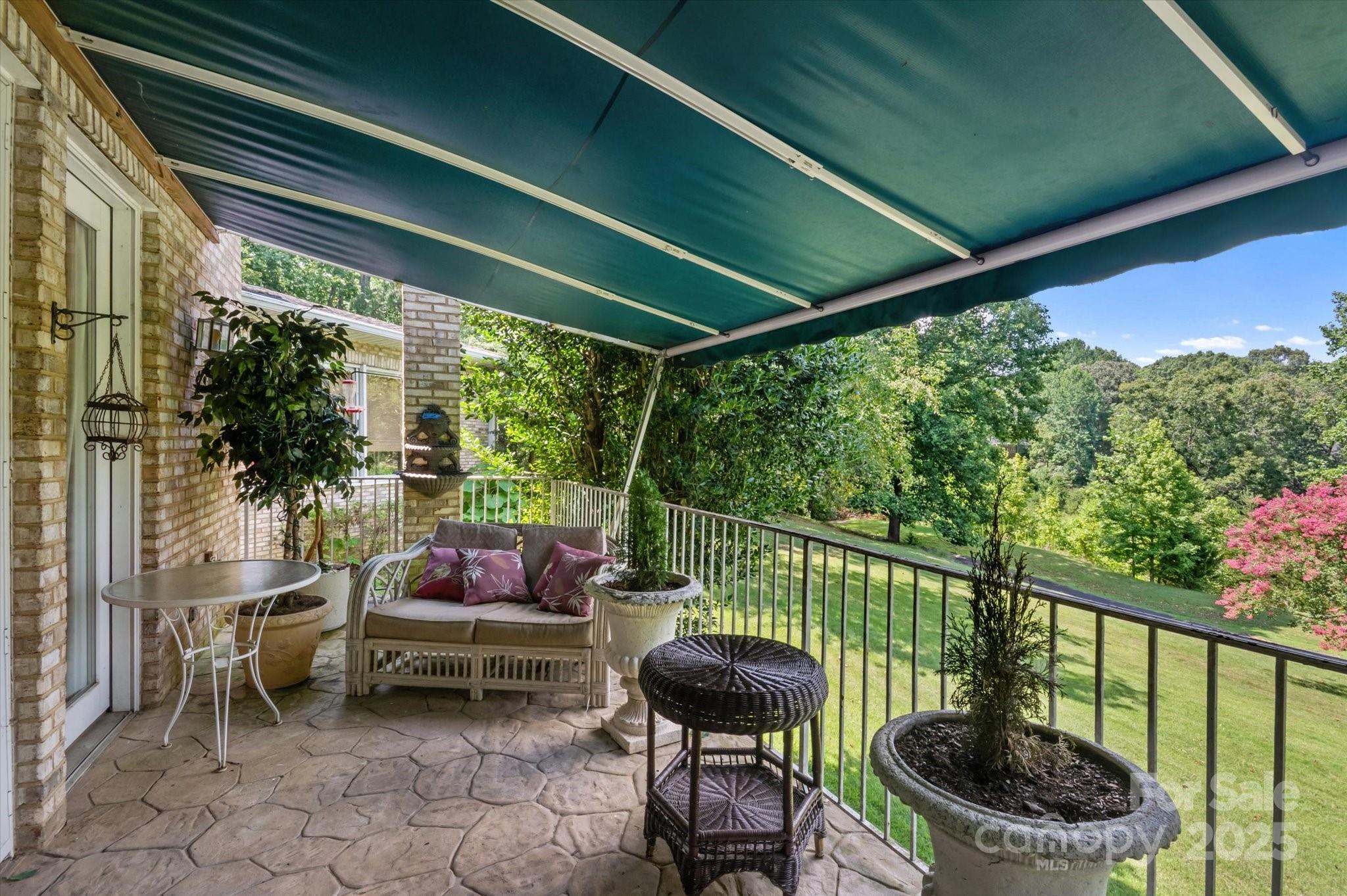 25 Towhee Trail