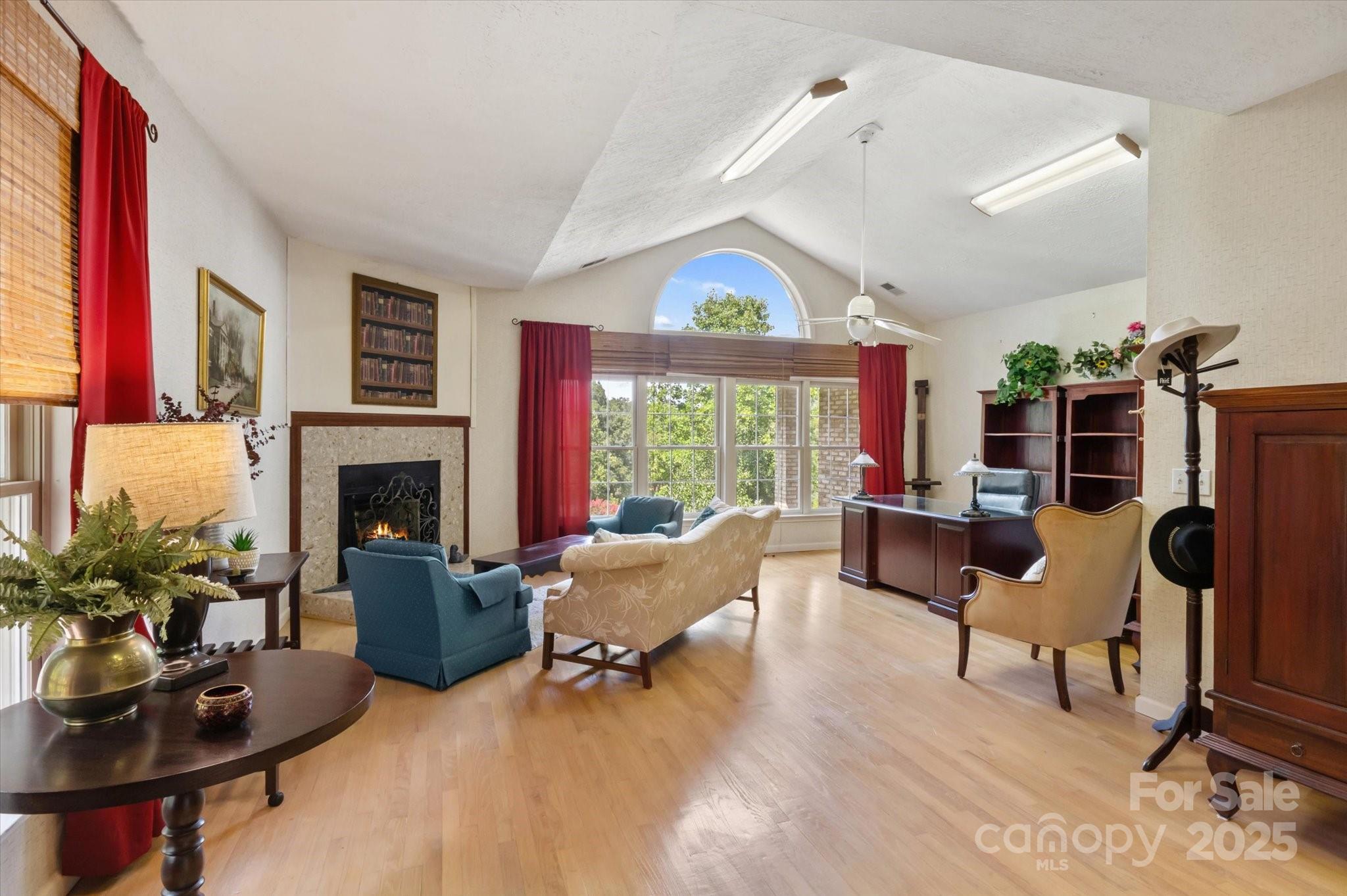 Red Fox - Residential