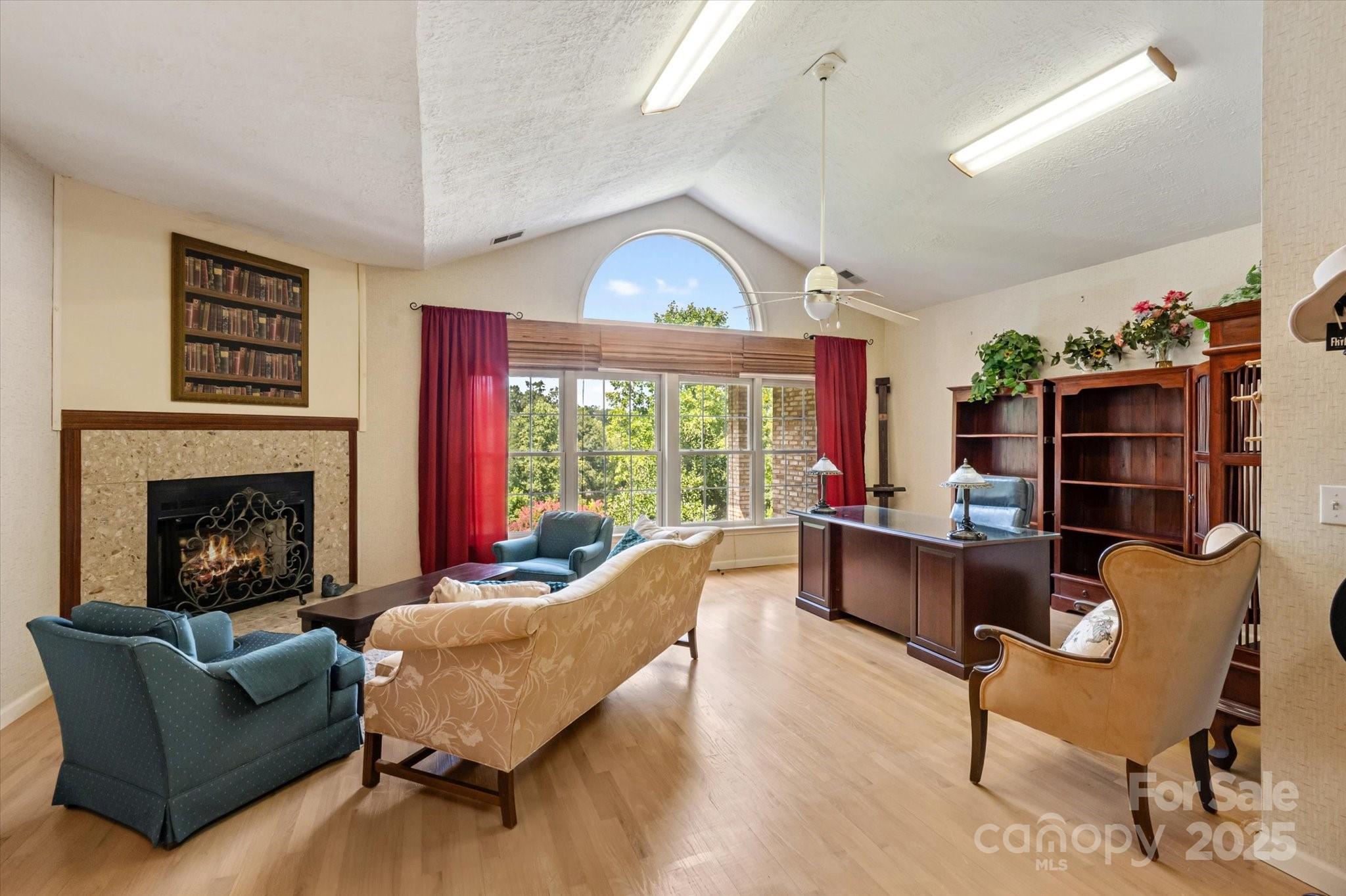 Red Fox - Residential