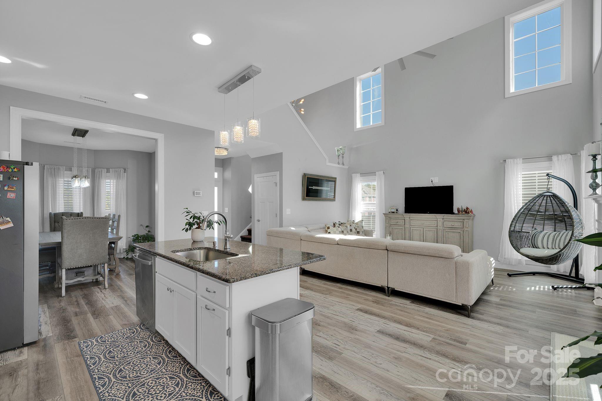 Kings View - Residential